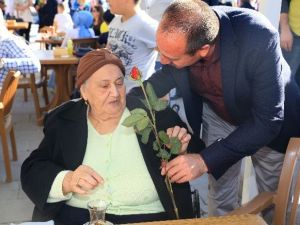 Başkan Duruay Anneler İle Buluştu