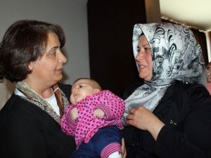 AK Parti Kadın Kollarından “Anneler Günü” Programı