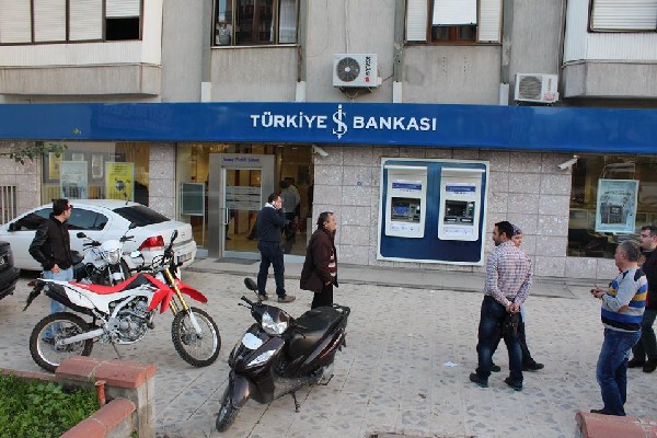 0502bankasoygunu-(3).jpg