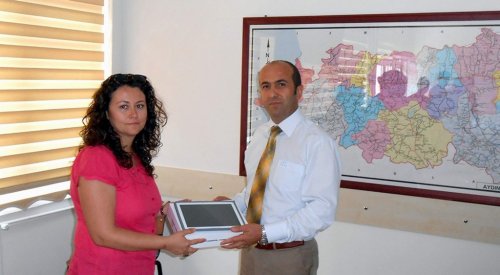 158 adet tablet bilgisayar TAR-GEL personeline teslim edildi