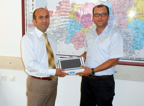 158 adet tablet bilgisayar TAR-GEL personeline teslim edildi
