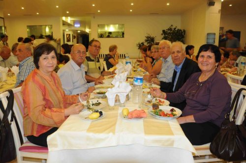 49 Yıl Sonra Kuşadası’nda Bir Araya Geldiler