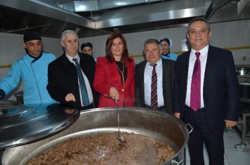 5 bin kişilik <span style=