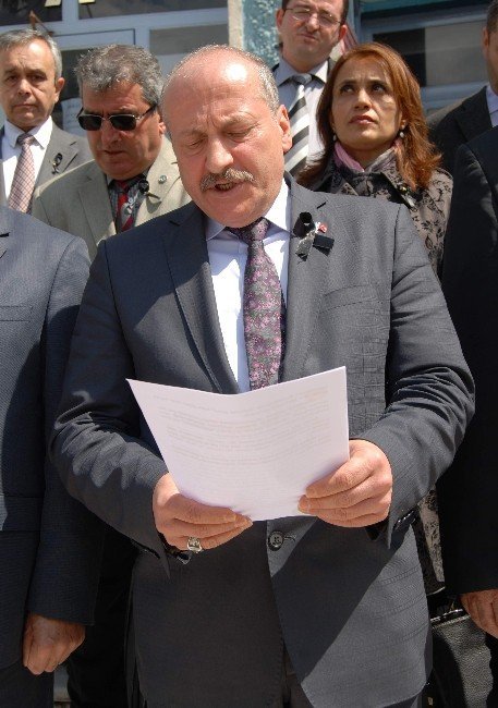 Adliye çalışanları terör saldırısını kınadı