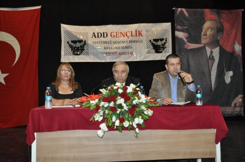 Ahmet Taner Kışlalı, Kuşadası'nda Anıldı