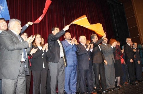 AK Parti Aydın Adaylarını Tanıttı
