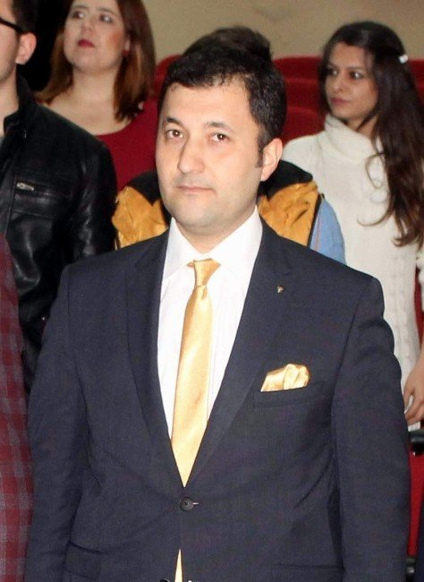 AK Parti Efeler Gençlik Kollarında Mustafa Kalfa dönemi başladı