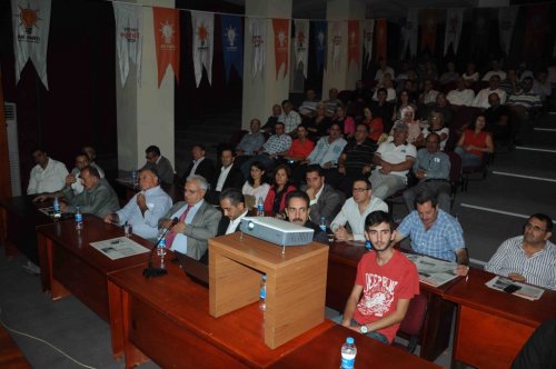 AK Parti Kuşadası İlçe Danışma Kurulu Toplantısı Yapıldı