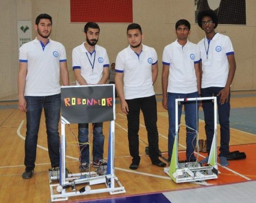 Akıllı Robotlar ADÜ’de Yarıştı