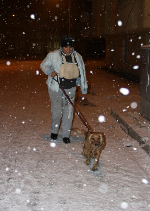 Ardahan’a Beklenen Kar Yağdı
