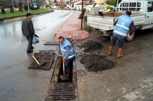 ASKİ, 25 ekiple sahada görev yaptı