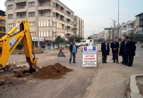 ASKİ, Ordu Caddesi'ndeki alt yapı sorununu çözüyor