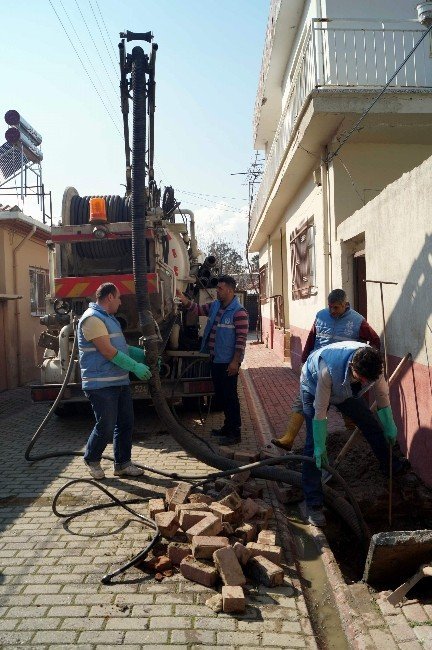 ASKİ’den İncirliova’da yoğun mesai