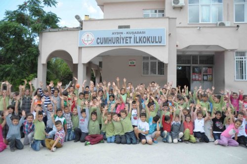 Atık Pil Toplama Kampanyası’nın Galibi Kuşadası’ndan