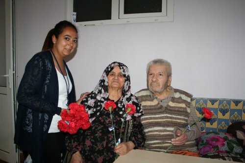 Aydın Büyükşehir Belediyesi Anneleri Unutmadı