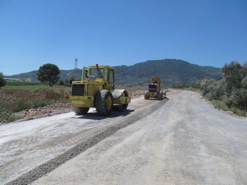 Aydın Büyükşehir Belediyesi Yol Atağı Başlattı