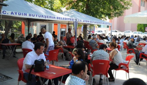 Aydın Büyükşehir Belediyesi’nden Velilere LYS Hizmeti