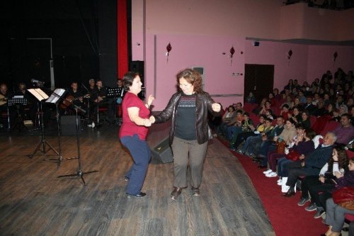 Aydın Büyükşehir'den Kadınlar Gününe özel konser verildi