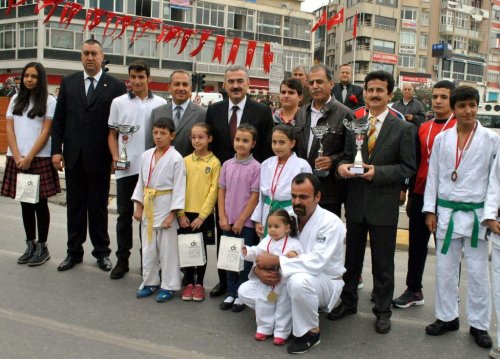 Aydın Cumhuriyet Coşkusunu Gençlerle Yaşadı