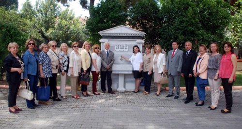 Aydın Lisesi'nin çeşmesinden 'Gençlik' akacak