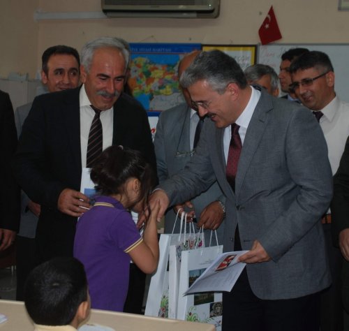 Aydın’da 176 Bin 395 Öğrenci Karne Heyecanı Yaşadı