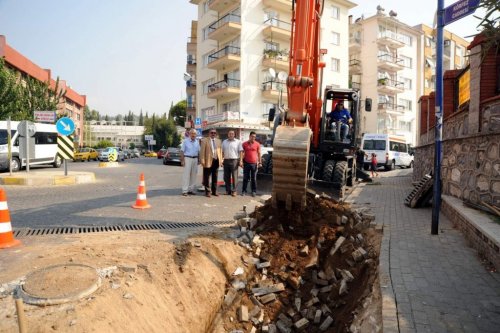 Aydın'da Alt Geçitdeki Su Taşkınları Son Buluyor