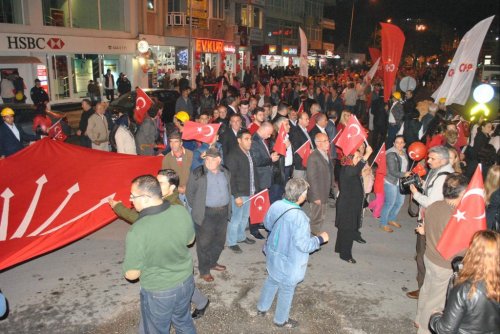 Aydın'da CHP’liler Cumhuriyet Yürüyüşü Düzenledi