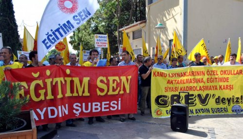 Aydın’da Eğitim-Sen Üyesi Öğretmenler İş Bıraktı