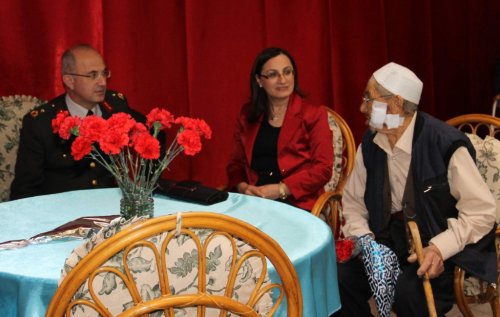 Aydın’da Jandarma Yaşlıları Unutmadı