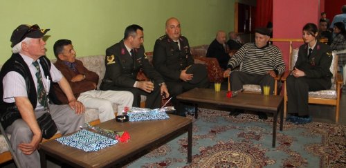 Aydın’da Jandarma Yaşlıları Unutmadı
