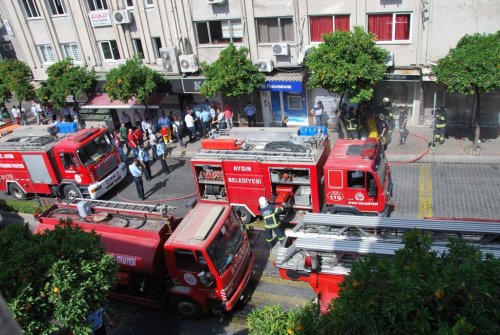 Aydın'da Patlama ve Yangın