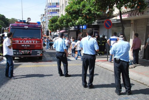 Aydın'da Patlama ve Yangın