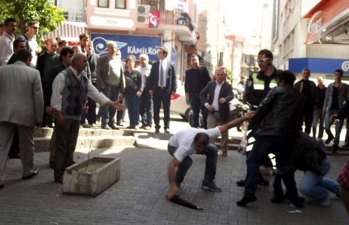 Aydın’da Polis Kavgaya Biber Gazıyla Müdahale Etti