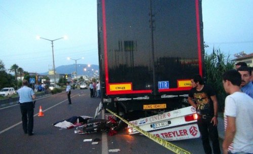 Aydın’da Trafik Kazası: 1 Ölü, 1 Yaralı