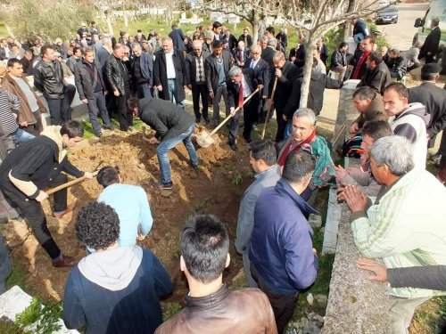 Aydınlı Gazeteci Yılmaz Sağlık Son Yolculuğuna Uğurlandı
