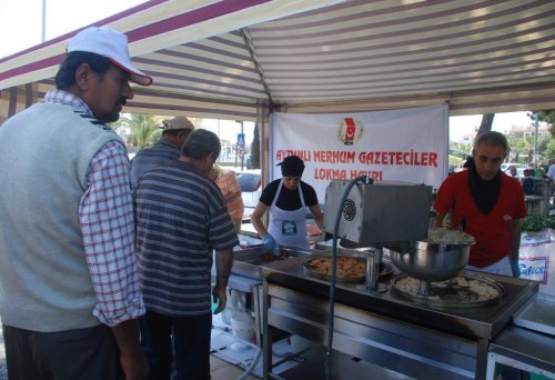 Aydınlı Gazeteciler Lokma Hayrı Yaptı