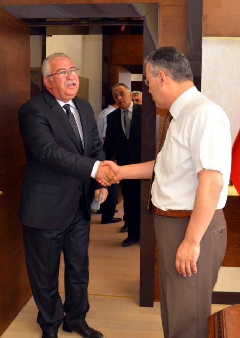 AYDINLI ŞOFÖRLER VE OTOMOBİLCİLERDEN VALİ AYYILDIZ'A ZİYARET