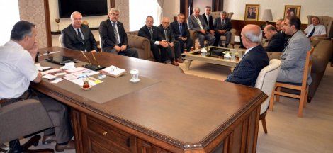 AYDINLI ŞOFÖRLER VE OTOMOBİLCİLERDEN VALİ AYYILDIZ'A ZİYARET