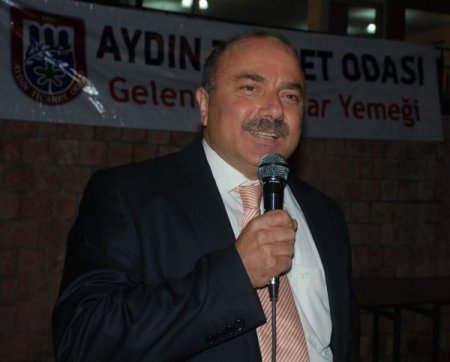 Ayto’nun İftarı Aydın Protokolünü Bir Araya Getirdi