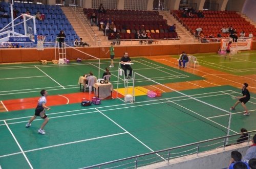 Badminton grup müsabakaları Aydın’da yapıldı