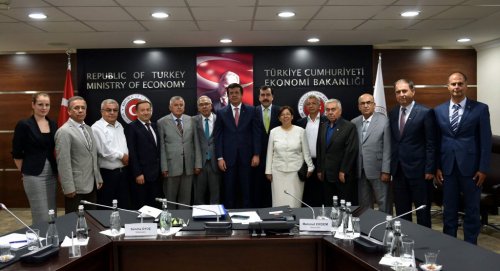 Bakan Zeybekci, Aydın'a 'Ekonomi Zirvesi’ Talimatı Verdi
