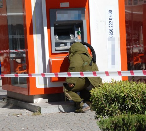 Bankamatik Önünde Bomba Paniği