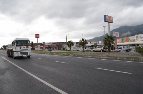 'BAŞKA DERYALAR ÖLMESİN'