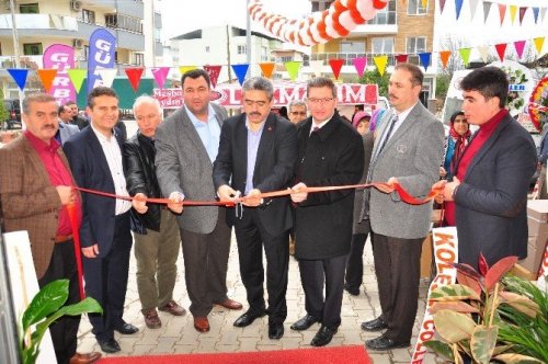 Başkan Alıcık, iş yeri açanları yalnız bırakmıyor