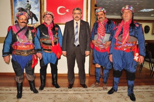 Başkan Alıcık’a Kuvayi Milliye Onursal Üyesi ünvanı verildi