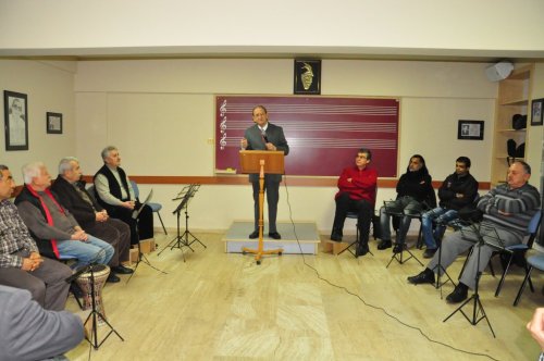 Başkan Haluk Alıcık, Belediye TSM Korosu'nu ziyaret etti