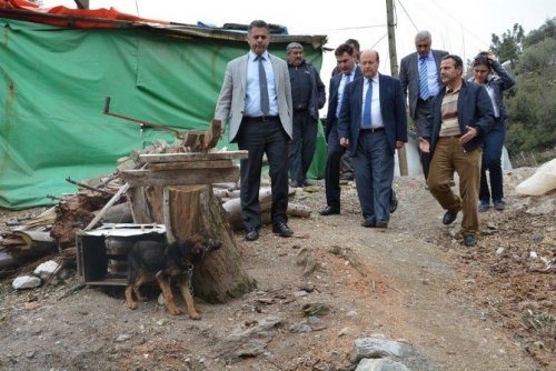 Başkan Özakcan, yol talebini yerinde inceledi