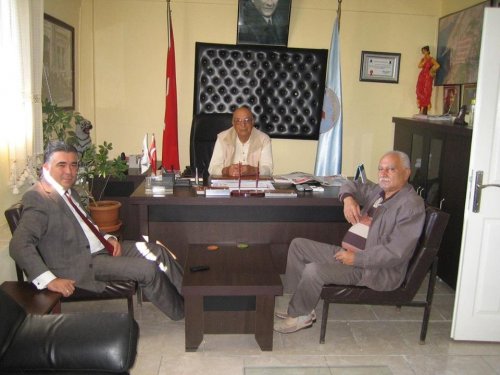 Başkan Sandalcı, muhtarları ziyaret etti