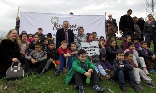 Bereket Orman'ında fidanlar toprakla buluştu