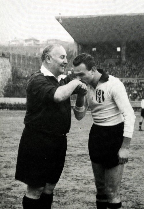 Beşiktaş 111 Yıllık Aşk Sergisi Aydınlılarla Buluşuyor